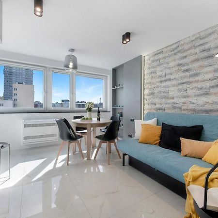 Centrum Zgoda 6 Floor Варшава Екстериор снимка