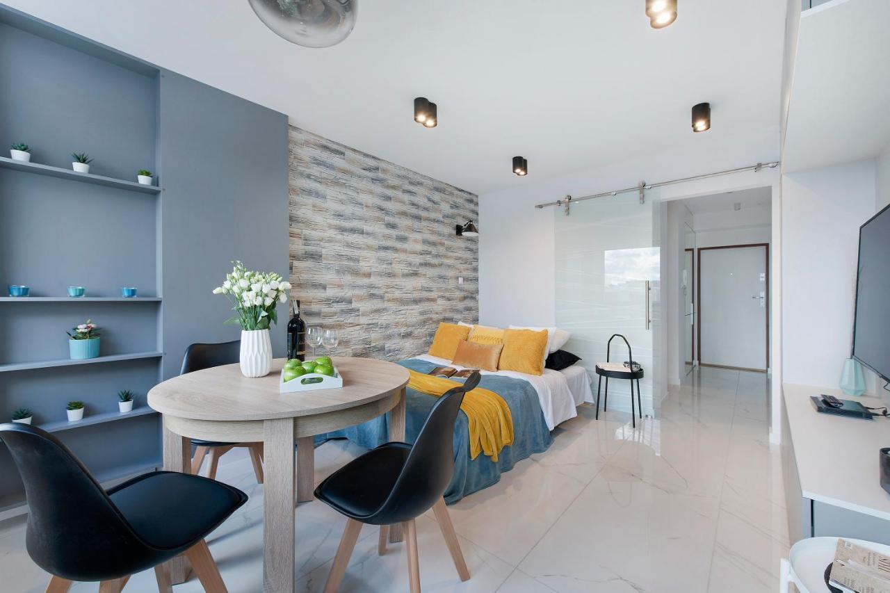 Centrum Zgoda 6 Floor Варшава Екстериор снимка