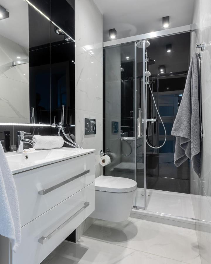 Centrum Zgoda 6 Floor Варшава Екстериор снимка